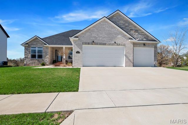 1619 Oglesby Drive, Edwardsville, IL 62025