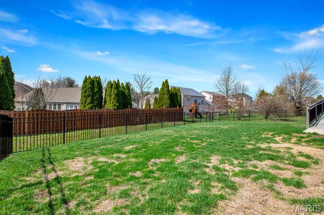 1619 Oglesby Drive, Edwardsville, IL 62025
