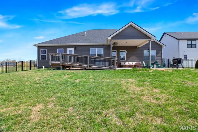 1619 Oglesby Drive, Edwardsville, IL 62025