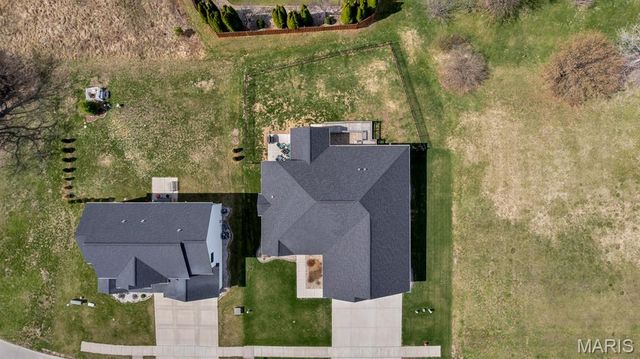 1619 Oglesby Drive, Edwardsville, IL 62025