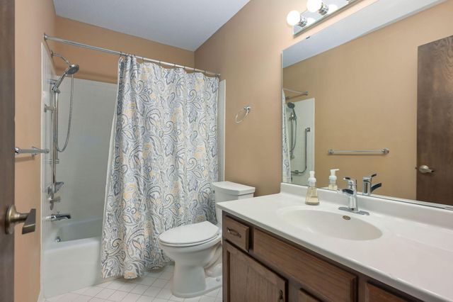 9600 Portland Avenue S 311, Bloomington, MN 55420