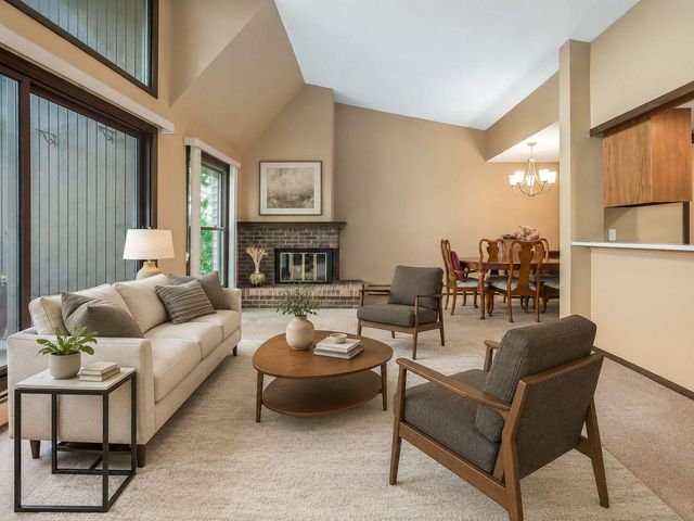 9600 Portland Avenue S 311, Bloomington, MN 55420