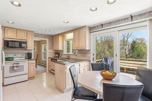 151 Cranberry Rd, North Attleboro, MA 02760