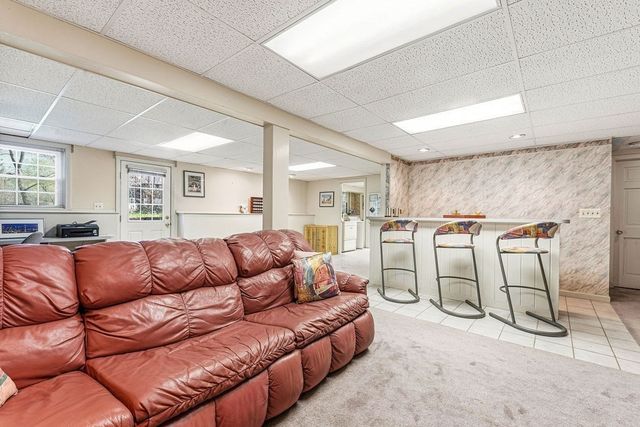 151 Cranberry Rd, North Attleboro, MA 02760