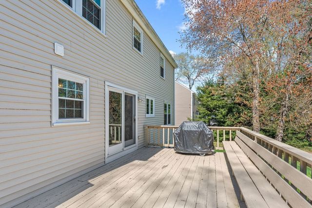 151 Cranberry Rd, North Attleboro, MA 02760