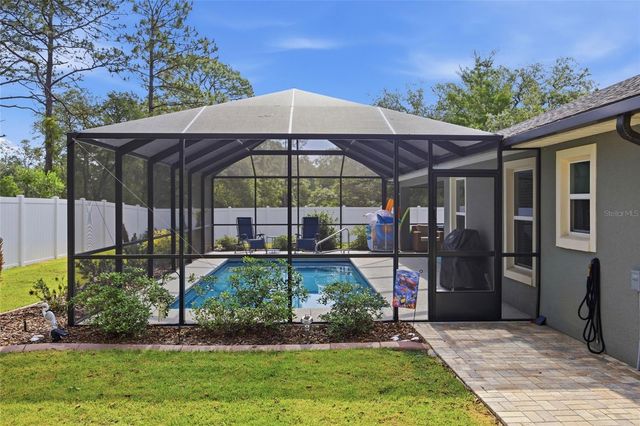 141 FISHER WAY, Ocklawaha, FL 32179