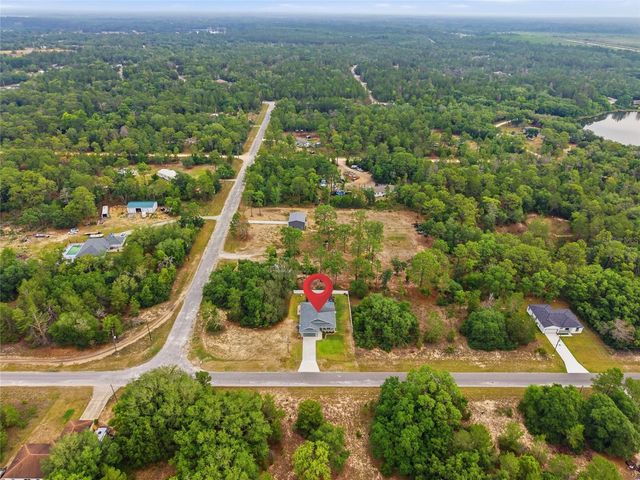 141 FISHER WAY, Ocklawaha, FL 32179