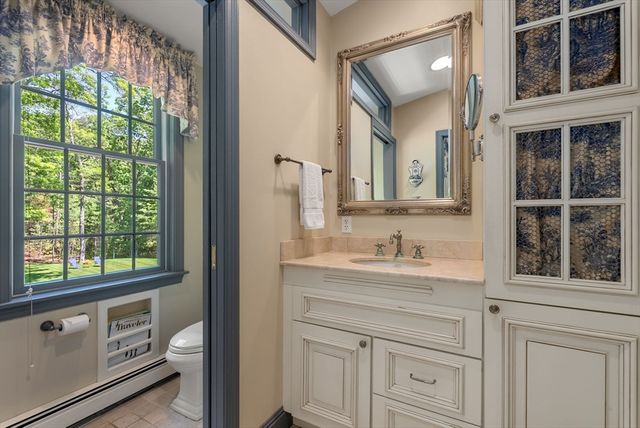 41 Great Rock Rd, Sherborn, MA 01770