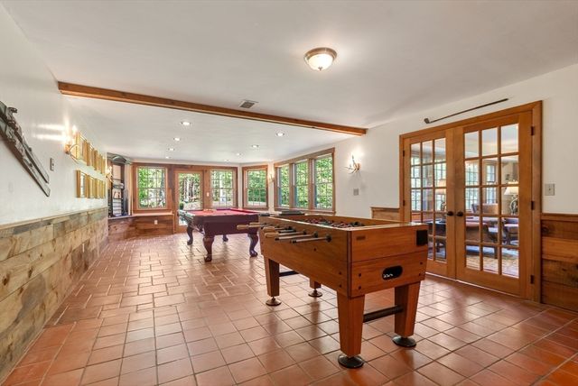 41 Great Rock Rd, Sherborn, MA 01770