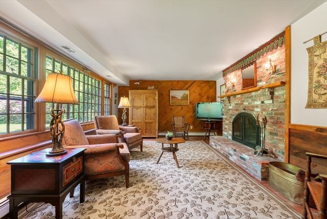 41 Great Rock Rd, Sherborn, MA 01770