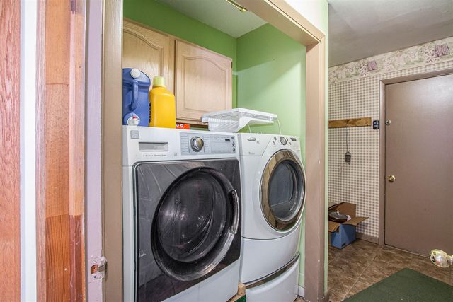 211 N Cedar Street, Evart, MI 49631