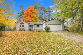 211 N Cedar Street, Evart, MI 49631