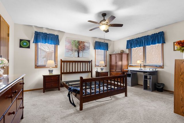 125 Heath Cliff Drive, Poplar Grove, IL 61065