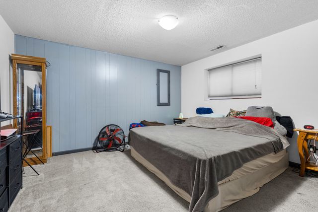 125 Heath Cliff Drive, Poplar Grove, IL 61065