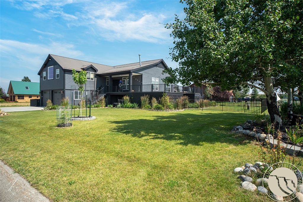 1110 Lazy M Street, Red Lodge, MT 59068 photo 2