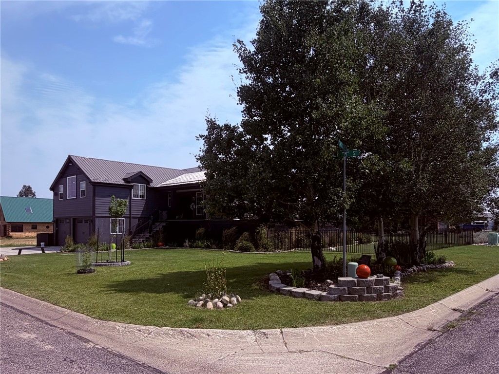 1110 Lazy M Street, Red Lodge, MT 59068 photo 3