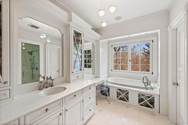 9 Terrace Circle, Armonk, NY 10504