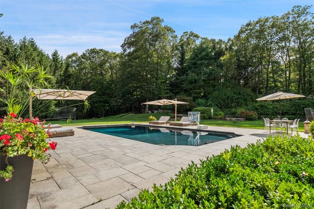 9 Terrace Circle, Armonk, NY 10504