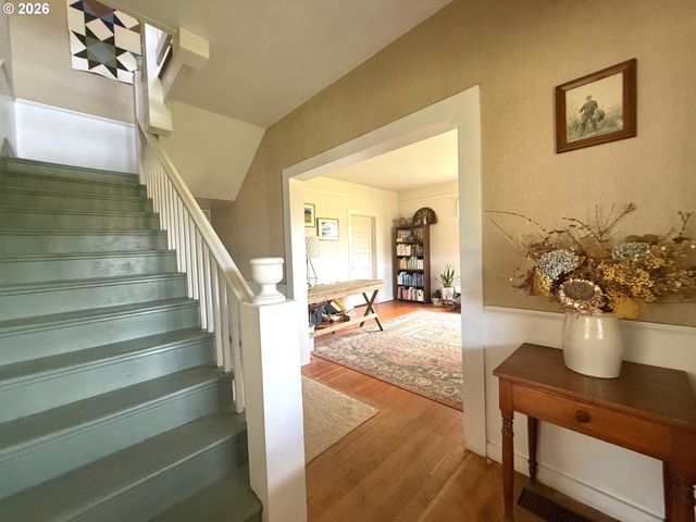 355 BANKS CREEK Rd, Sutherlin, OR 97479