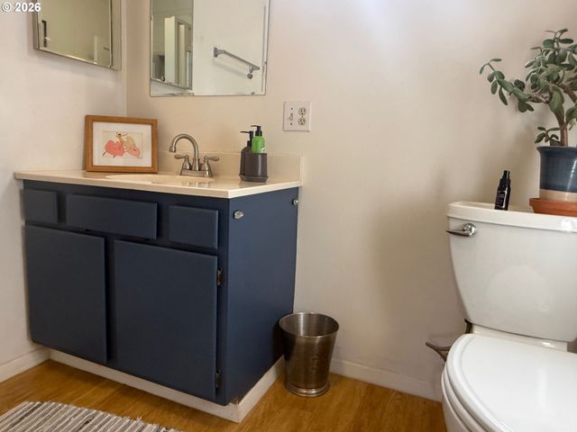 355 BANKS CREEK Rd, Sutherlin, OR 97479