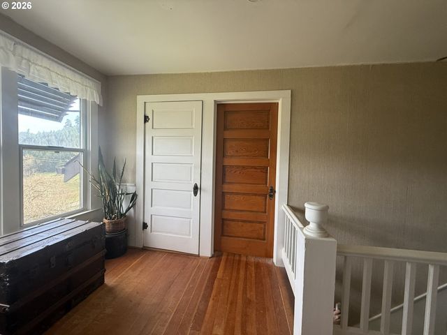 355 BANKS CREEK Rd, Sutherlin, OR 97479