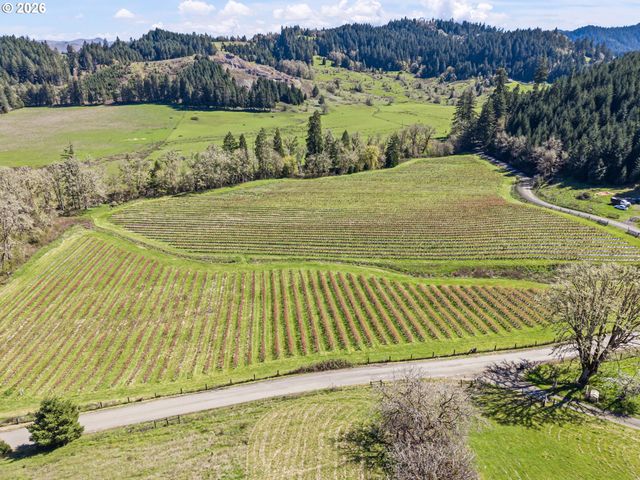 355 BANKS CREEK Rd, Sutherlin, OR 97479