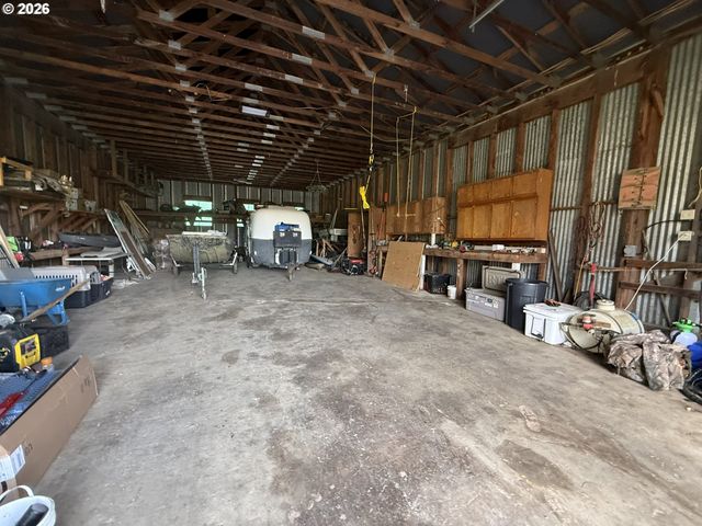 355 BANKS CREEK Rd, Sutherlin, OR 97479