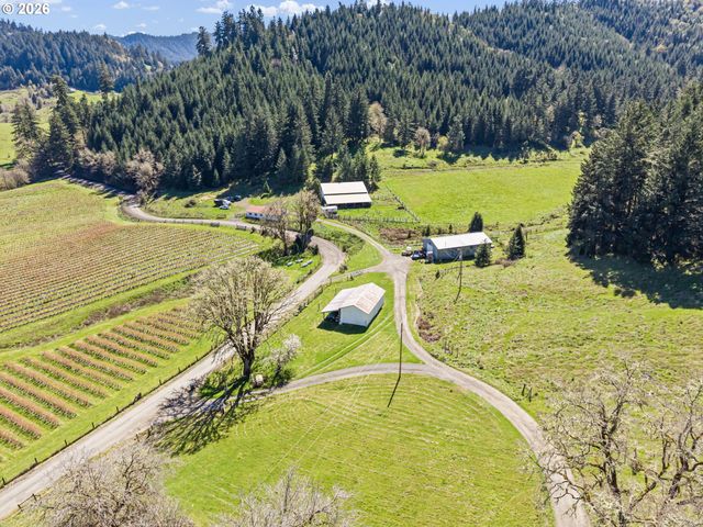 355 BANKS CREEK Rd, Sutherlin, OR 97479