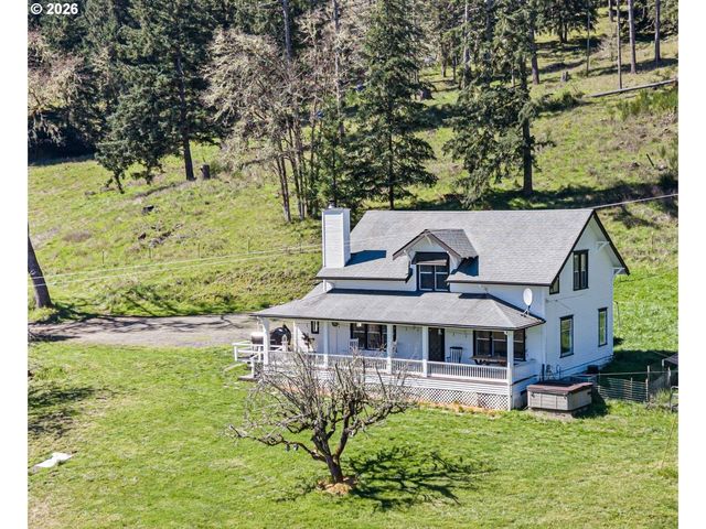 355 BANKS CREEK Rd, Sutherlin, OR 97479