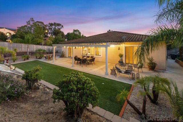 2690 Ponderosa Ct, Escondido, CA 92027