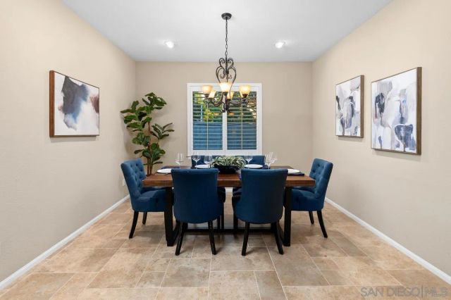 2690 Ponderosa Ct, Escondido, CA 92027