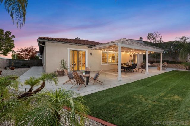 2690 Ponderosa Ct, Escondido, CA 92027
