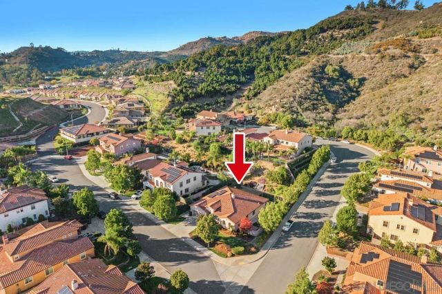 2690 Ponderosa Ct, Escondido, CA 92027