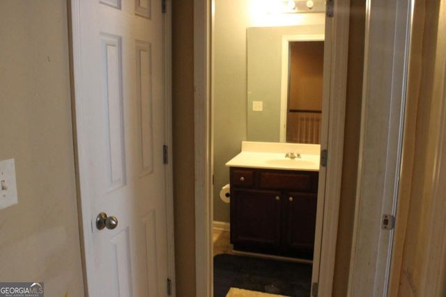 5016 Lower Elm Street, South Fulton, GA 30349