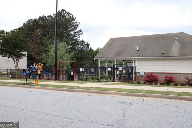 5016 Lower Elm Street, South Fulton, GA 30349