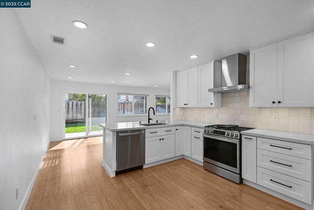 3588 Ballantyne Drive, Pleasanton, CA 94566