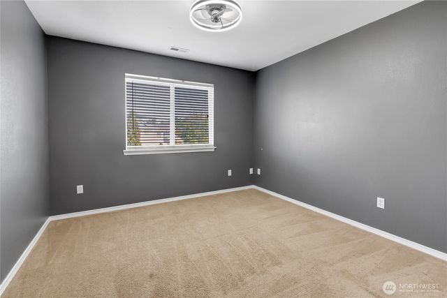 13604 116th Avenue Ct E, Puyallup, WA 98374