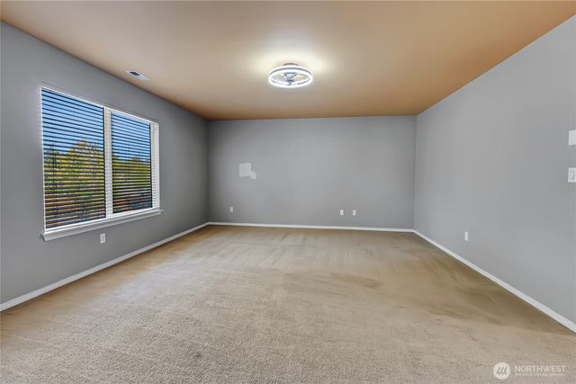 13604 116th Avenue Ct E, Puyallup, WA 98374