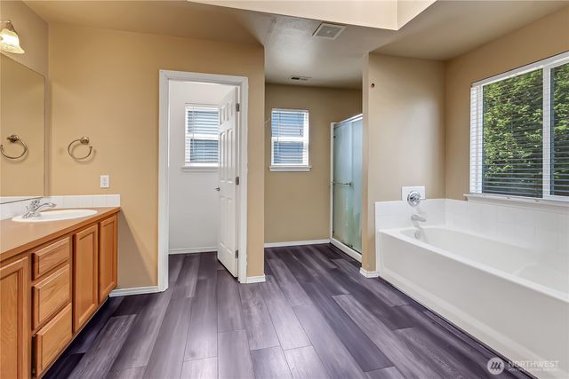 13604 116th Avenue Ct E, Puyallup, WA 98374