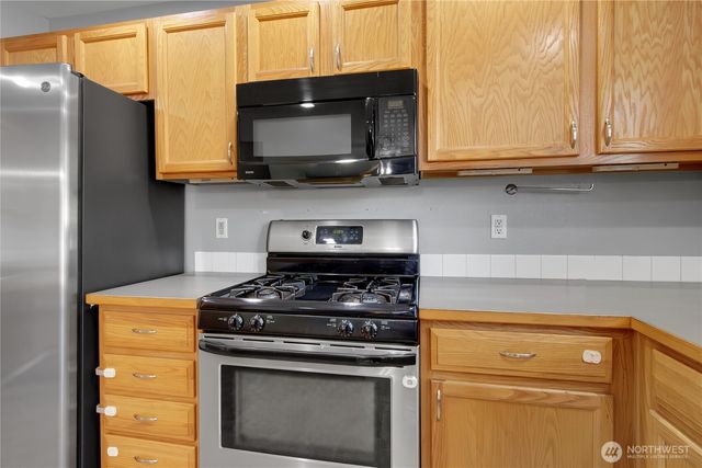 13604 116th Avenue Ct E, Puyallup, WA 98374