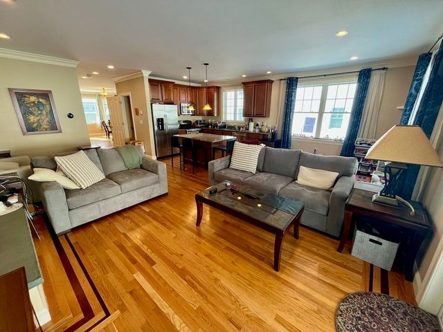 79 Fayette Street 79, Watertown, MA 02472