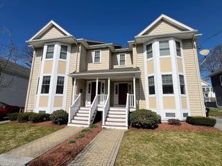 79 Fayette Street 79, Watertown, MA 02472