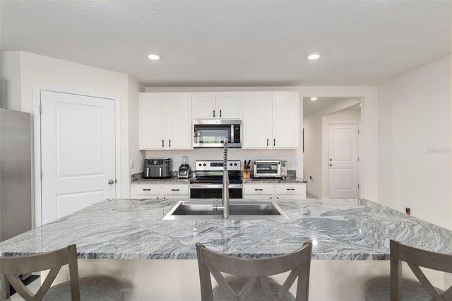 17478 NW 172ND AVENUE, Alachua, FL 32615