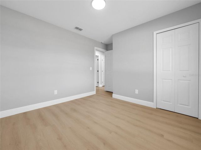 5213 COLFAX PLACE, Seffner, FL 33584