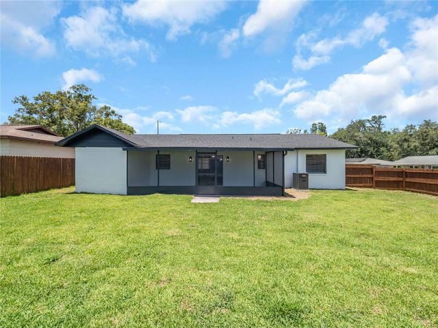 5213 COLFAX PLACE, Seffner, FL 33584