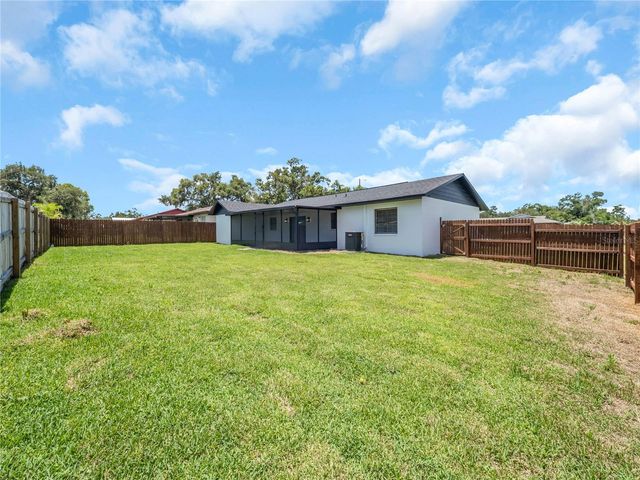 5213 COLFAX PLACE, Seffner, FL 33584