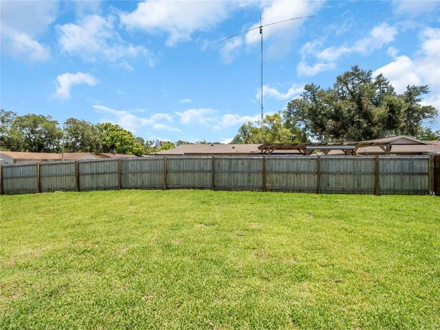 5213 COLFAX PLACE, Seffner, FL 33584