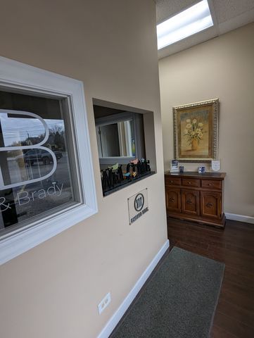 463 N ROSELLE Road, Roselle, IL 60172