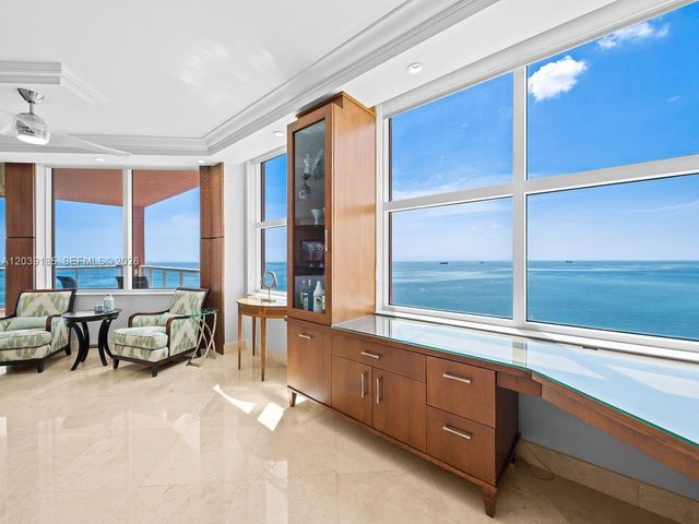 2110 N Ocean Boulevard 21B, Fort Lauderdale, FL 33305