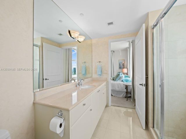 2110 N Ocean Boulevard 21B, Fort Lauderdale, FL 33305